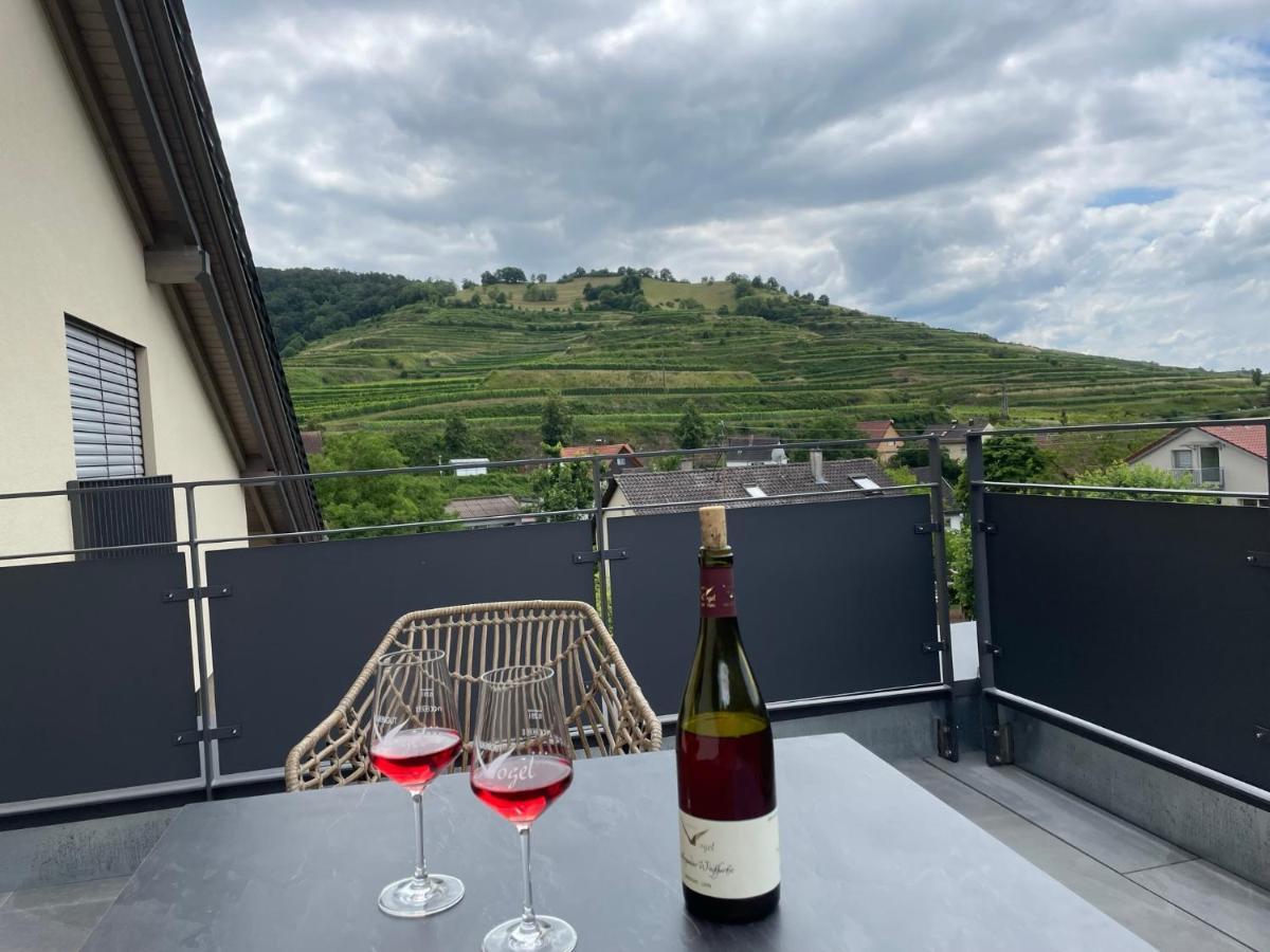 Apartamento Weingut & Strausswirtschaft Vogel Vogtsburg Exterior foto